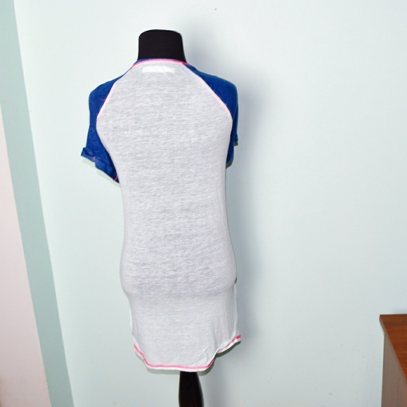 Beautiful White and Blue Raw Edge Neckline Tunic - Picture 2 of 2